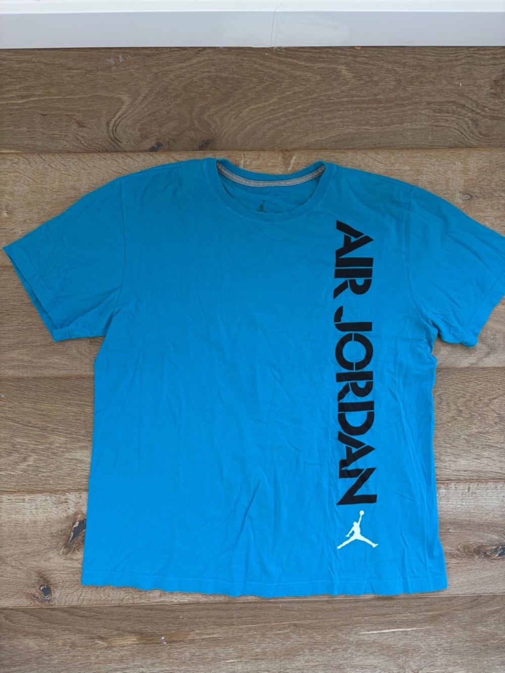 Jordan Men’s Teal Vertical AIR JORDAN Graphic Tee